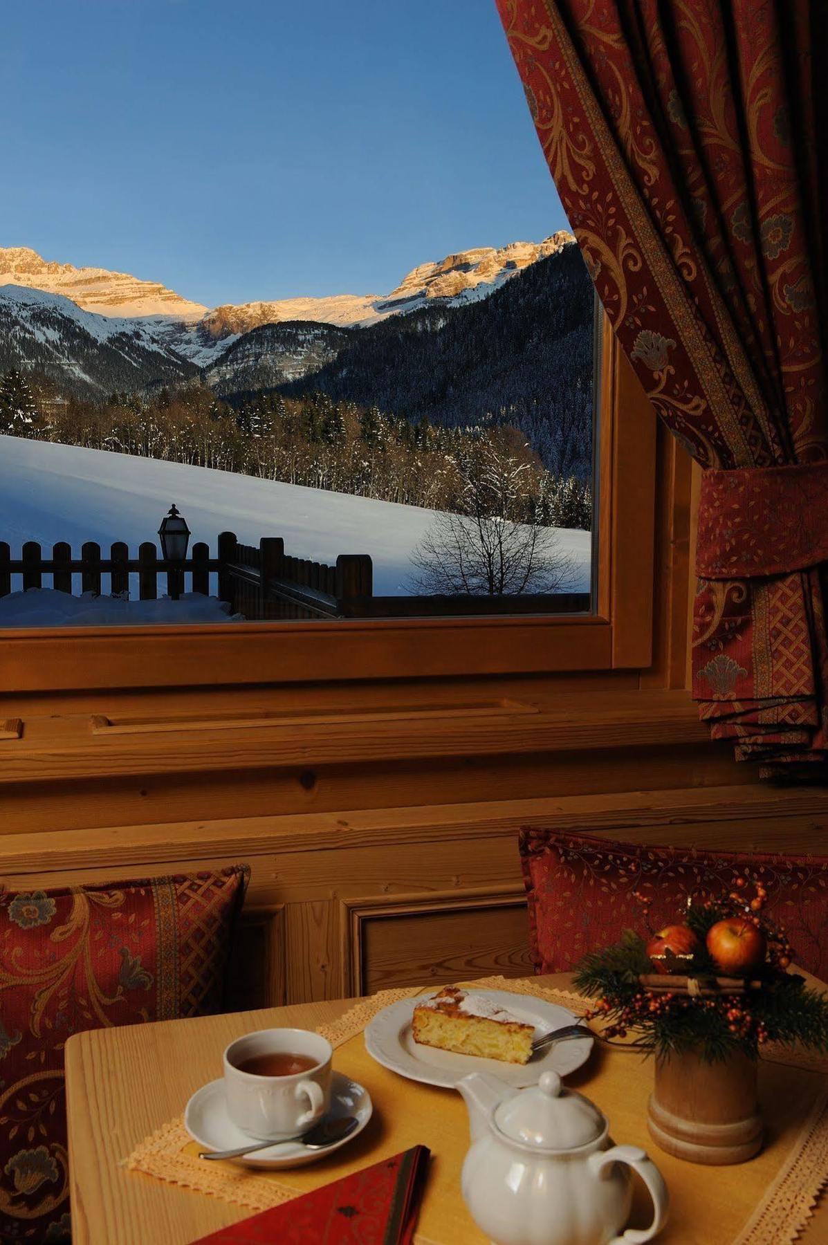 Hotel Garni La Soldanella Мадонна-ди-Кампильо Экстерьер фото