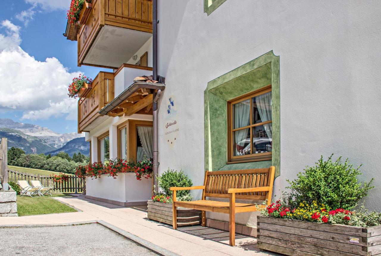 Hotel Garni La Soldanella Мадонна-ди-Кампильо Экстерьер фото